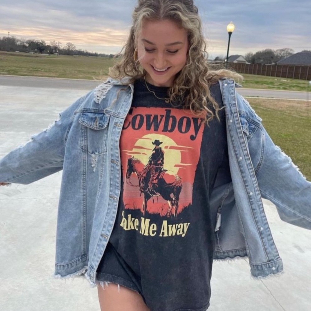 Western Cowgirl Graphic Roper Tee